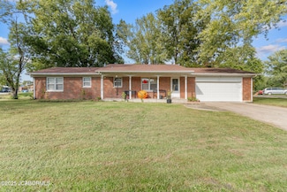 405 E Johnson Ave, Ashland, MO 65010