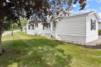 70 Caddy Dr, Salem, NH 03079