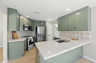 4319 E Tanglewood Dr, Phoenix, AZ 85048