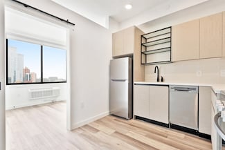 55 Jordan Ave Unit 802, Jersey City, NJ 07306