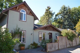 2412 W North St, Bellingham, WA 98225