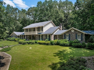 601 Glen Oaks Cir, Jasper, AL 35504