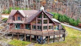 125 Austin Pond Rd, North Creek, NY 12853