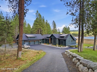 13846 N Hauser Lake Rd, Hauser, ID 83854