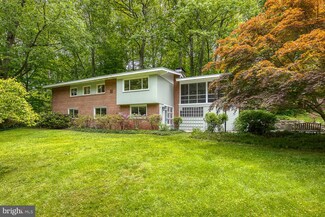 3321 Stoneybrae Dr, Falls Church, VA 22044
