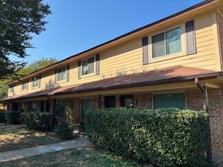 212 W Val Verde Cir, Keene, TX 76059