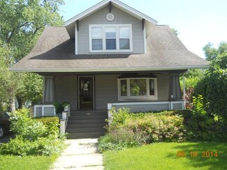308 E Corning Ave, Peotone, IL 60468
