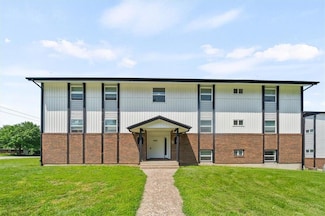 1002 Twin Oaks Terrace, Harrisonville, MO 64701