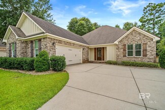 239 Wentworth St, Fairhope, AL 36532
