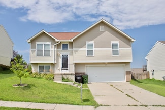 16128 Cottonwood Ave, Omaha, NE 68136