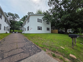 847 N Hastings Way Unit A, Eau Claire, WI 54703