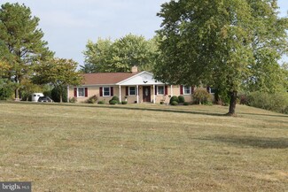 156 Featherstone Ct, Stephenson, VA 22656