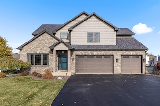 6216 Schaumburg Ln, Roscoe, IL 61073