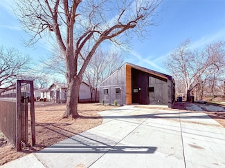 1900 Rosemary, Greenville, TX 75401