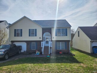 4843 Golfview Dr NE, Roanoke, VA 24019