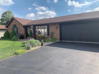 2428 Rolling Hill Dr, Dyer, IN 46311