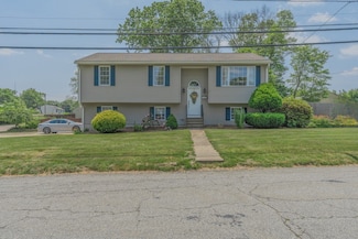 136 Youngs Ave, Coventry, RI 02816