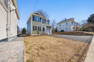 17 Church St, Netcong, NJ 07857