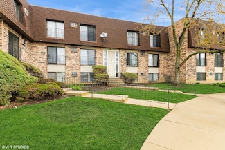 162 N Waters Edge Dr Unit 202, Glendale Heights, IL 60139