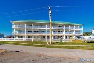 5799 Bay Village Dr Unit 1004, Athens, AL 35611