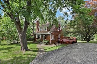 53 James St, West Harrison, NY 10604