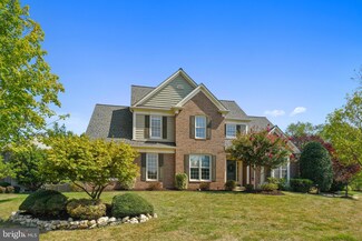 8317 Greentree Manor Ln, Fairfax Station, VA 22039
