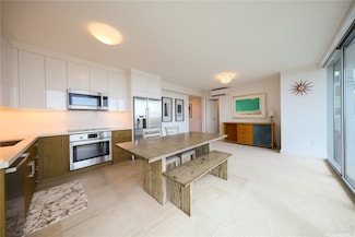 629 Keeaumoku St Unit 2903, Honolulu, HI 96814
