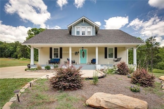 1939 Piney Mountain Rd, Walnut Cove, NC 27052