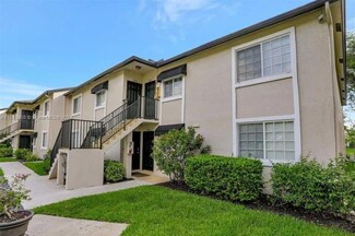 4000 Crystal Lake Dr Unit 215, Pompano Beach, FL 33064