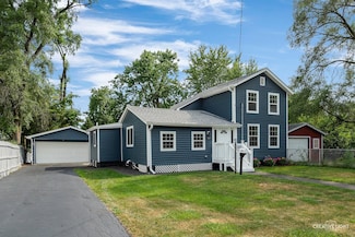 829 Liberty St, Aurora, IL 60505