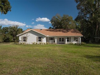 6335 NW 145th Avenue Rd, Morriston, FL 32668