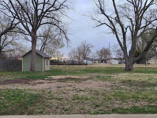 317 S 2nd St, Lindsborg, KS 67456