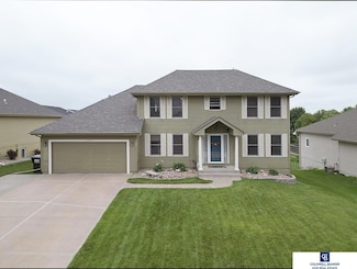 9923 Idora St, La Vista, NE 68128