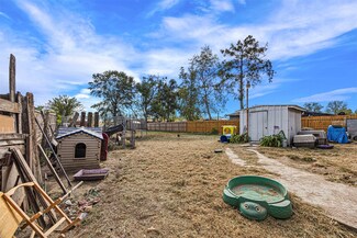 8722 Leycrest Rd, Houston, TX 77028