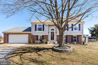 353 Hackberry Dr, New Castle, DE 19720