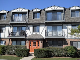 104 Steeple Dr Unit F, Buffalo Grove, IL 60089