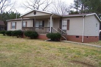 4384 Old Cox Rd, Chase City, VA 23924