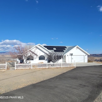 11655 E Yavapai St, Dewey-Humboldt, AZ 86327