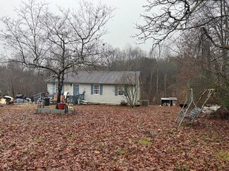 724 Step Rock Hill Rd, Cookeville, TN 38501