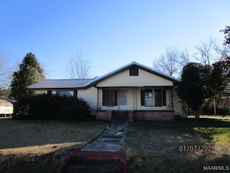 667 Oakwood St, Georgiana, AL 36033