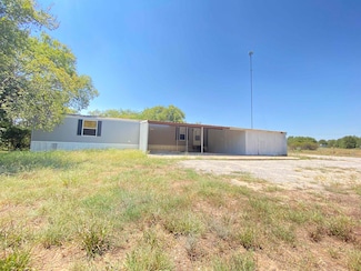 284066 284066 E Ballpark Rd, Marlow, OK 73055