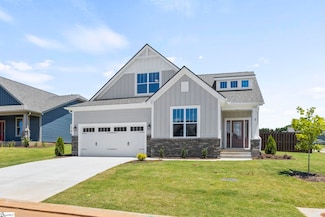 2 Dinsmore Ct, Greenville, SC 29607