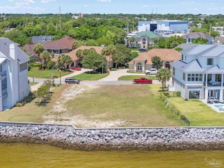 545 Windrose Cir, Pensacola, FL 32507