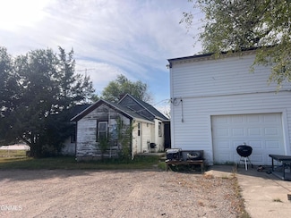13097 Hwy 85 N, Arnegard, ND 58835