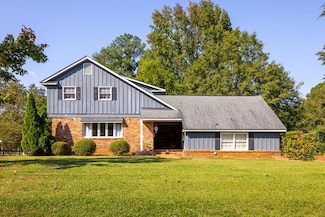 6845 Brewster Dr, Columbus, GA 31904