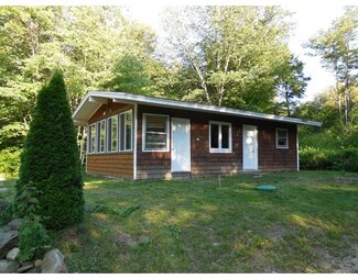 13 Overlook Rd, Dedham, MA 02026
