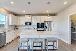 13142 Avery Way, Rosemount, MN 55068