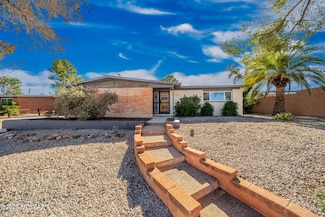 6926 E Princeton Dr, Tucson, AZ 85710