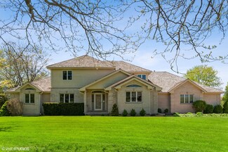 845 Anderson Dr, Libertyville, IL 60048