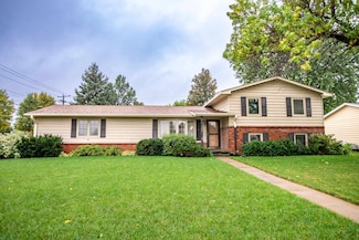 2305 Home St, Hastings, NE 68901